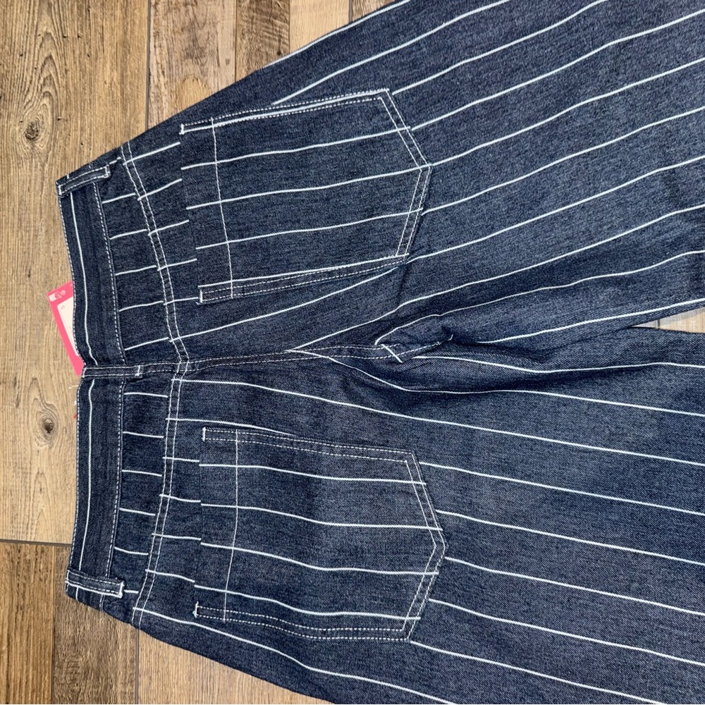 Pinstripe Wide Leg Denim Jeans Edikted Small NWT - Picture 9 of 9
